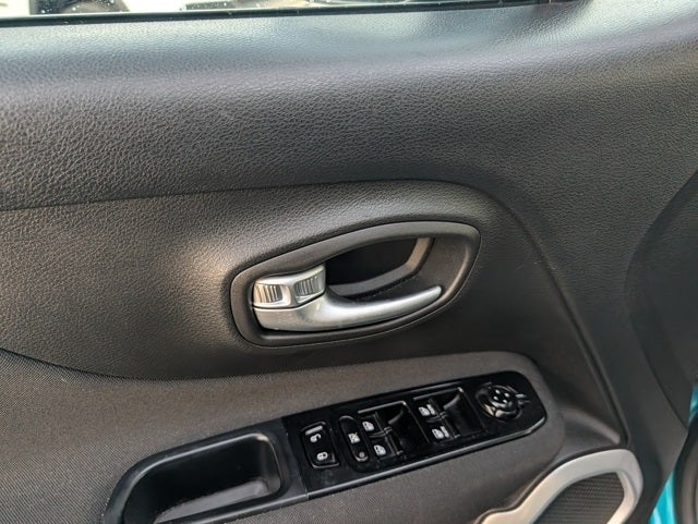 2021 Jeep Renegade Latitude FWD