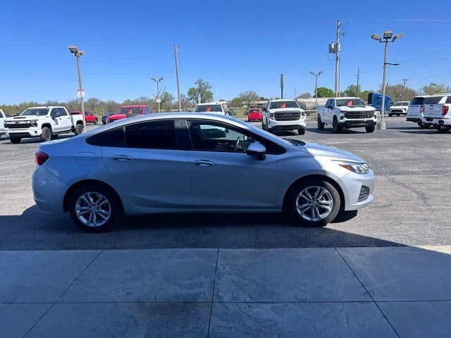 Used 2019 Chevrolet Cruze LS with VIN 1G1BC5SM7K7107787 for sale in Chanute, KS